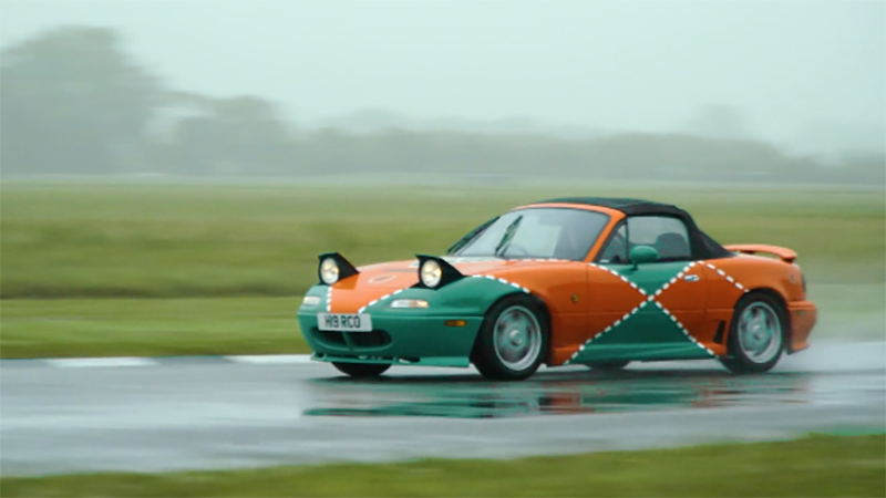 Illustration for article titled The Miata RF Looks So Much Faster In Famous Le Mans 787B Livery